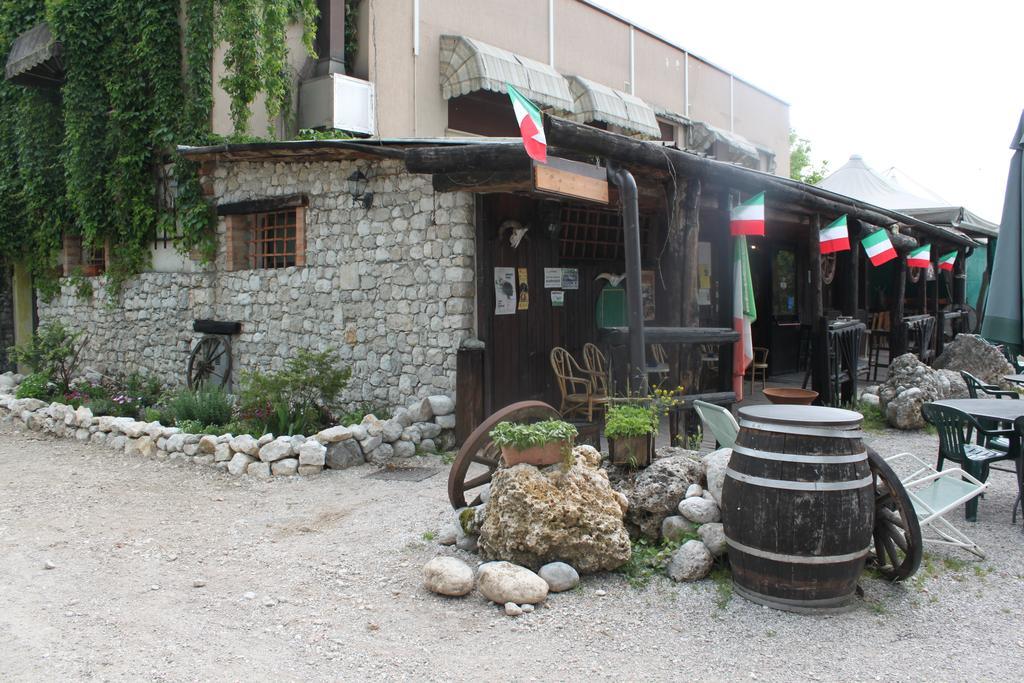 Agriturismo Al Ranch Castello d'Aviano Exterior photo